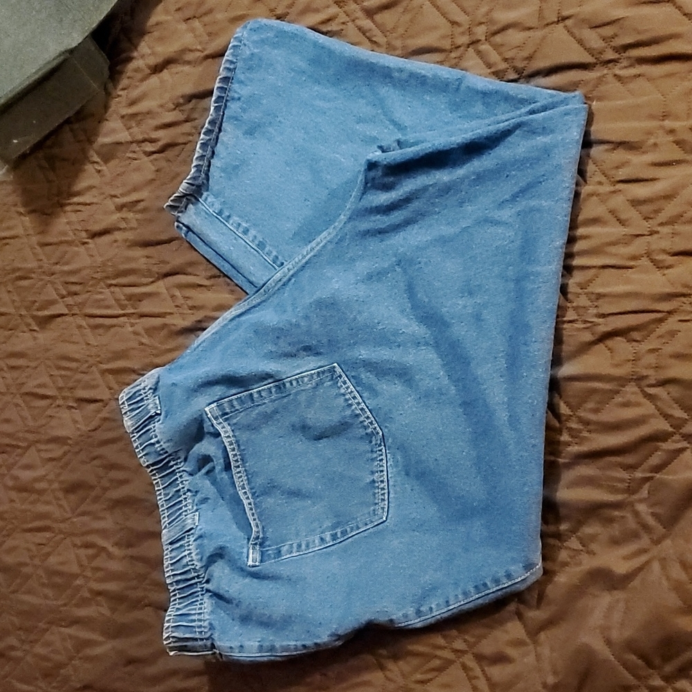 == - Harbor Bay  elastic waist Stonewashed jeans size 3XL / 28